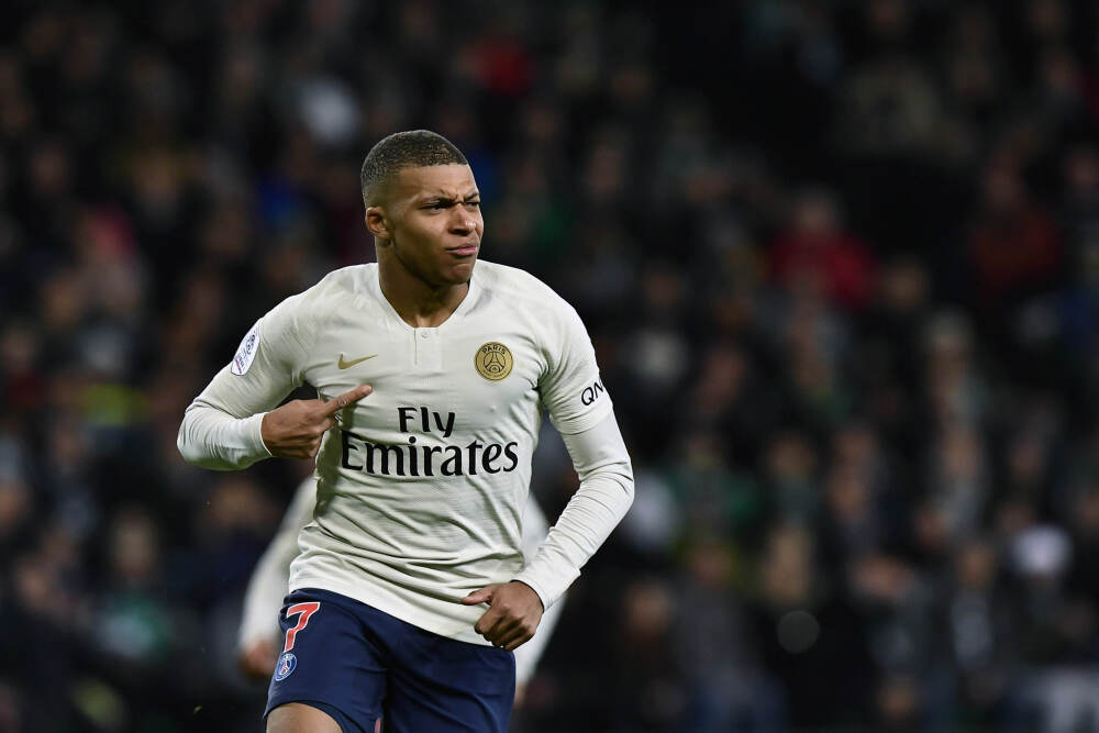 京港地铁17号线中段即将开通，全线贯通指日可待